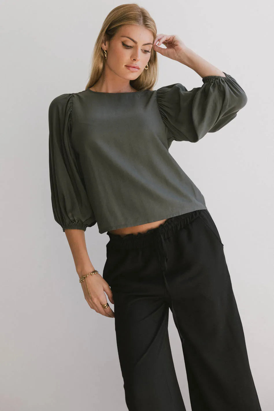 Nadine Blouse in Olive