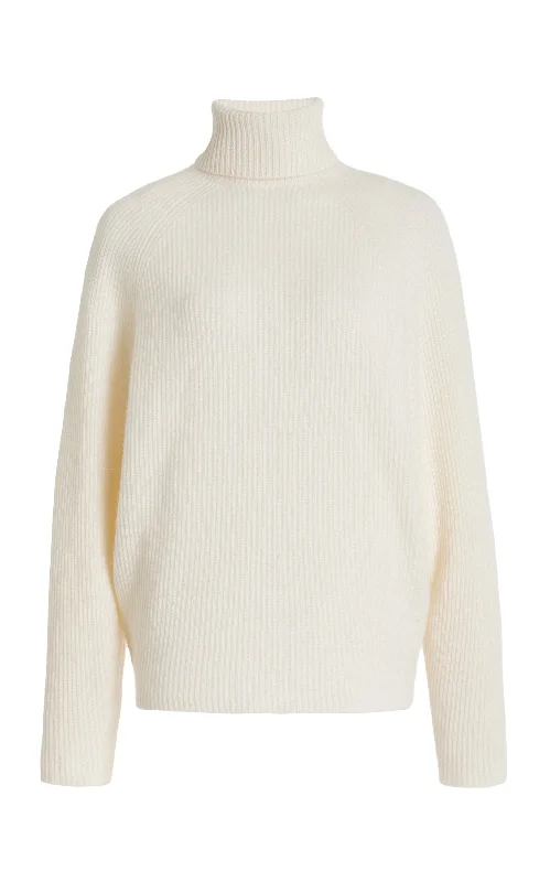 Wigman Knit Turtleneck Sweater in Ivory Cashmere